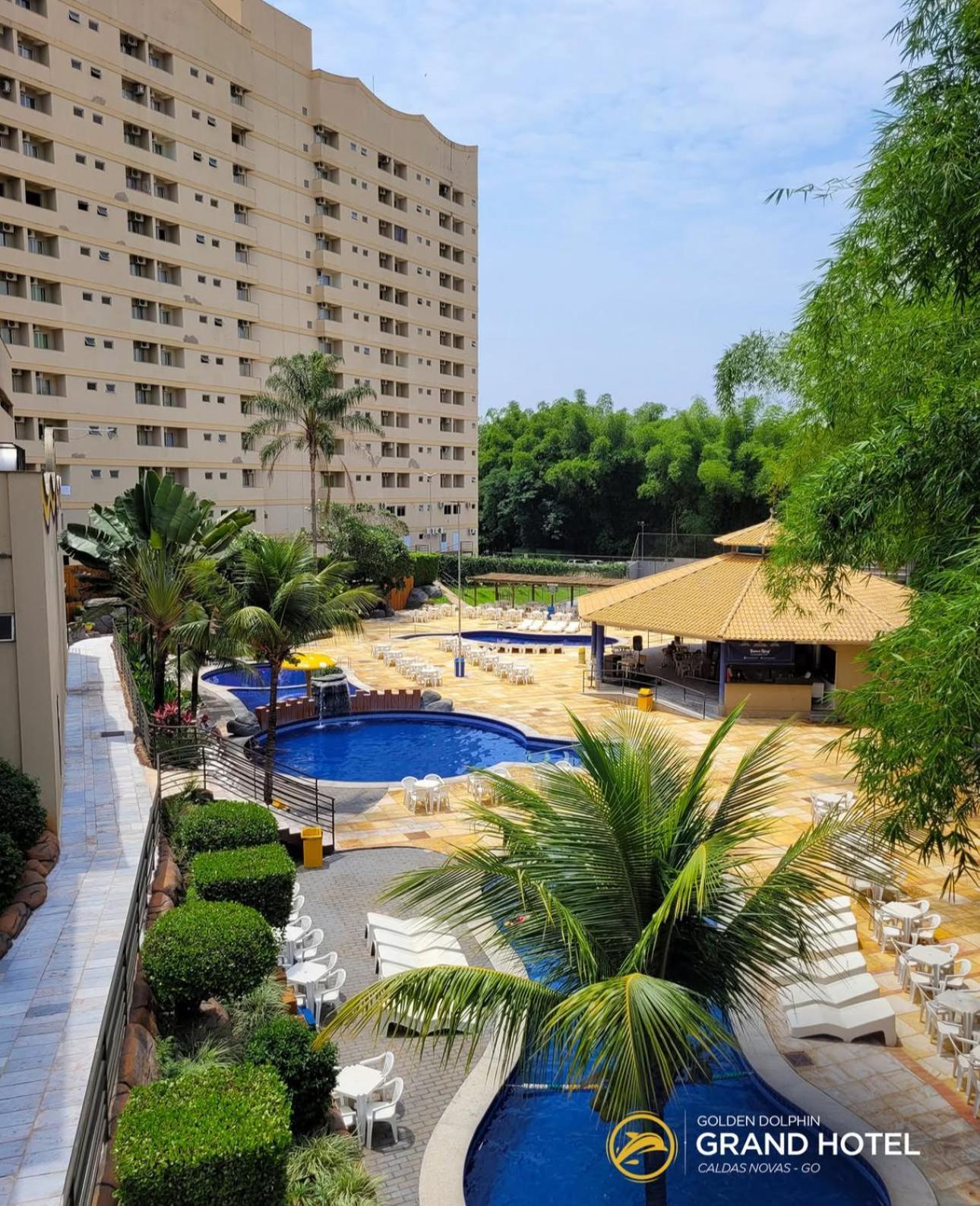 Apto 3 Quartos No Golden Dolphin *